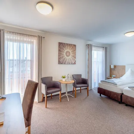Hotell Schaider 3*