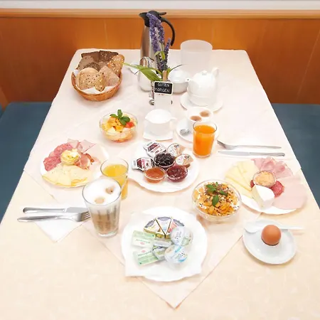 Hotell Schaider 3*